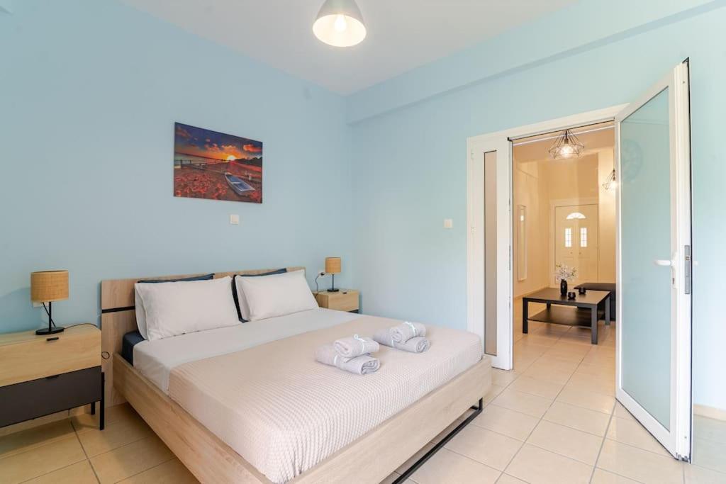Seaside Escape Apartments - Poseidon Παλαιά Φώκαια Εξωτερικό φωτογραφία